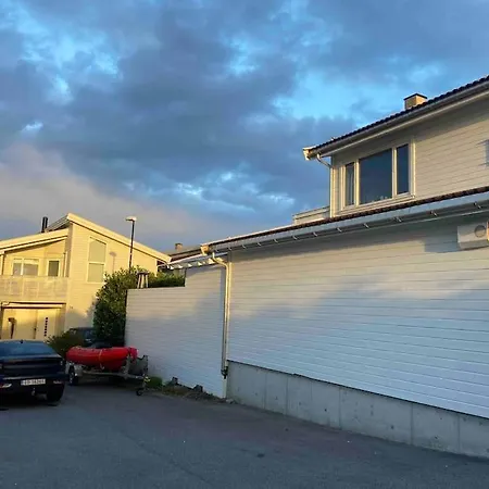 Koselig Kjellerleilighet Ca 25 Minutter Kjoring Fra Sentrum Appartement *