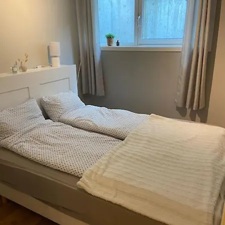 アパート Koselig Kjellerleilighet Ca 25 Minutter Kjoring Fra Sentrum