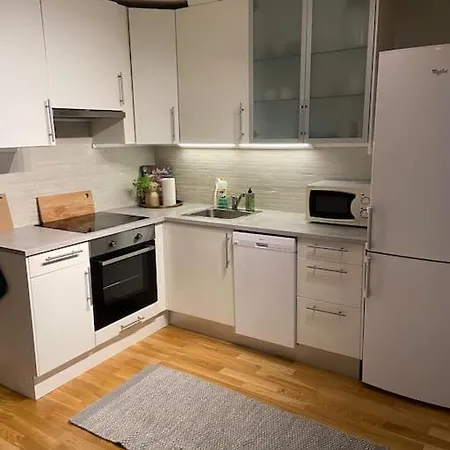 アパート Koselig Kjellerleilighet Ca 25 Minutter Kjoring Fra Sentrum *
